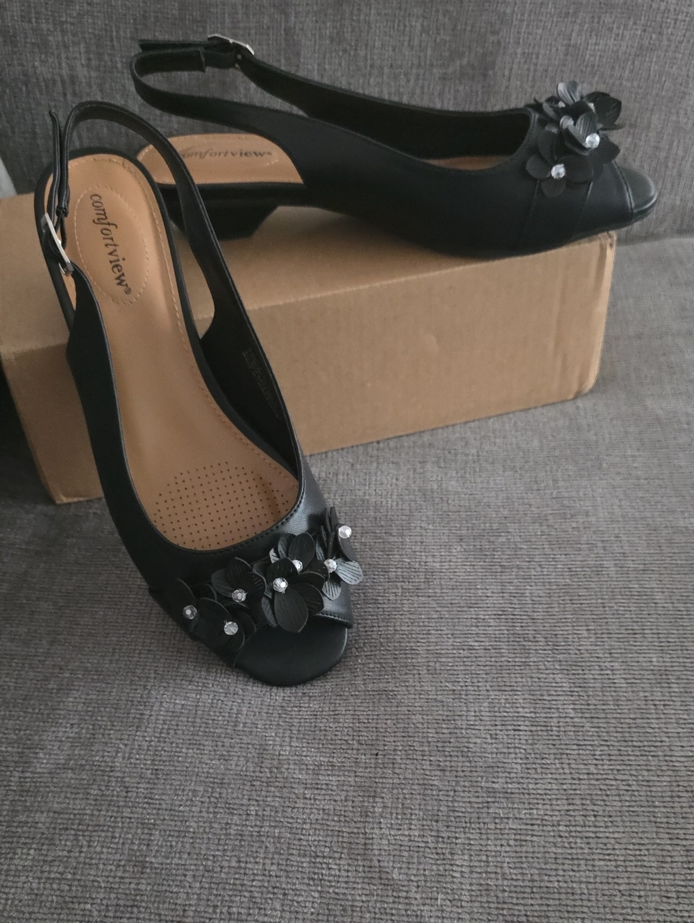 Comfortview Women's Black Slingback Peep-Toe Heels with Floral Accent